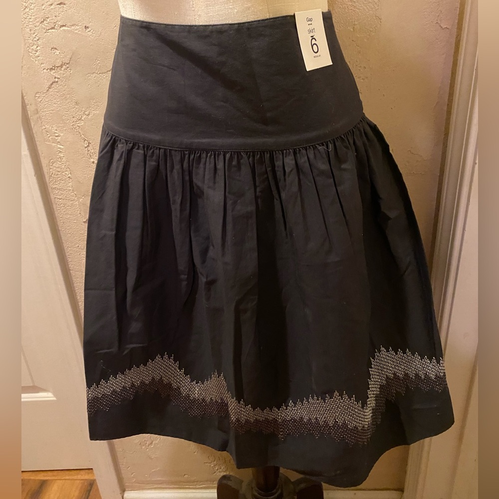 New with tags. Size 6 Gap brand…